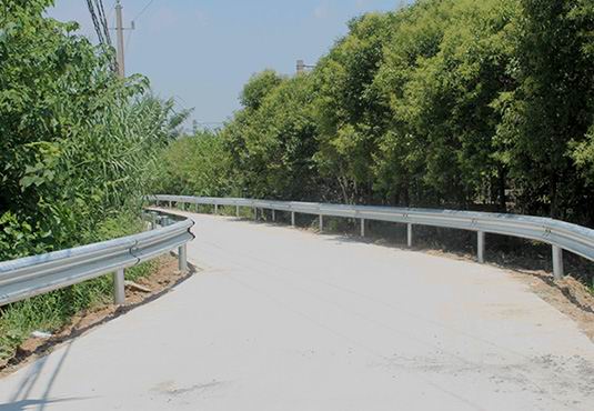 鄭州波形護欄